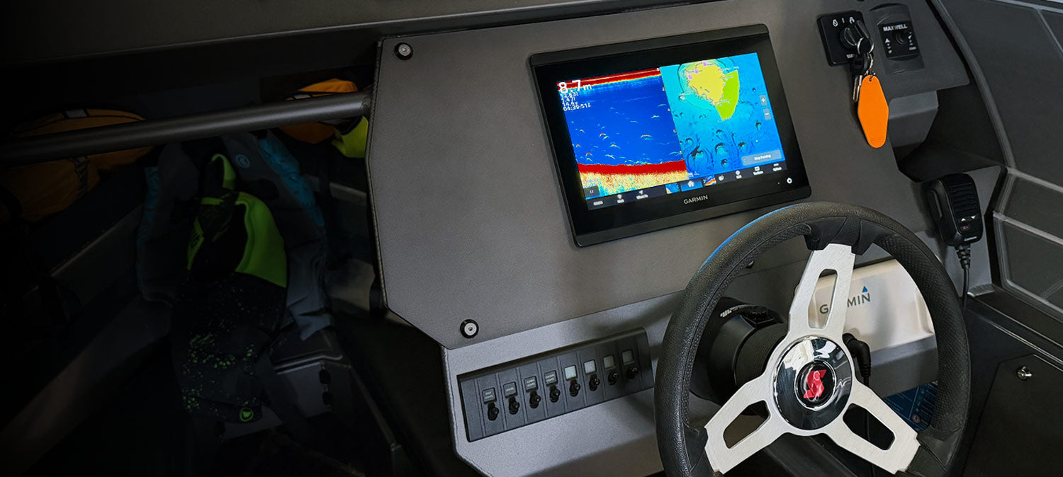 Garmin fishfinder, chartplotter in the dash of a stabicraft 1850
